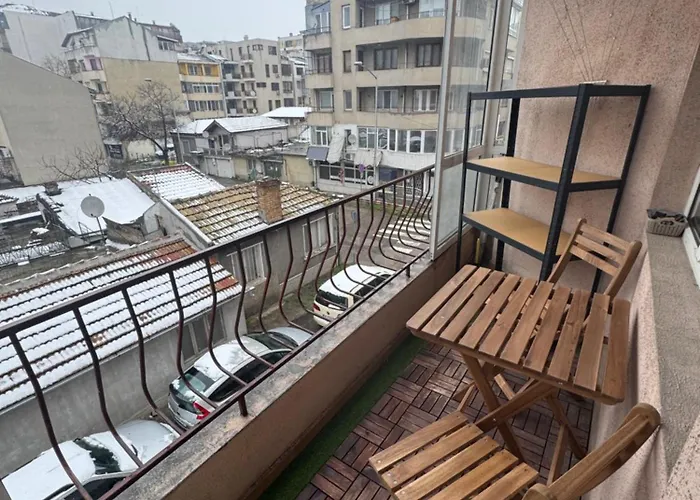 Charming Seaside In Апартамент Варна