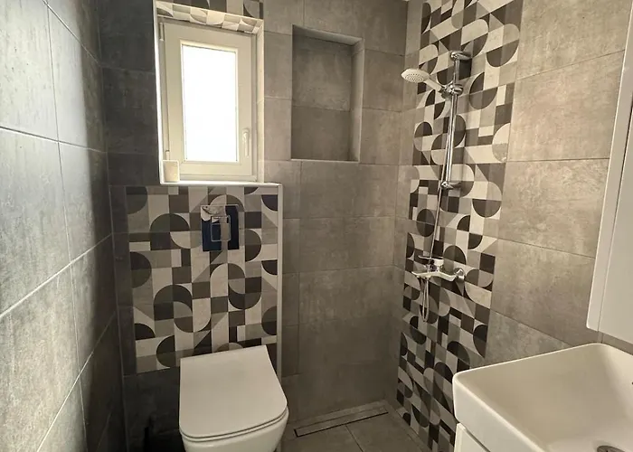 Апартамент Charming Seaside In *