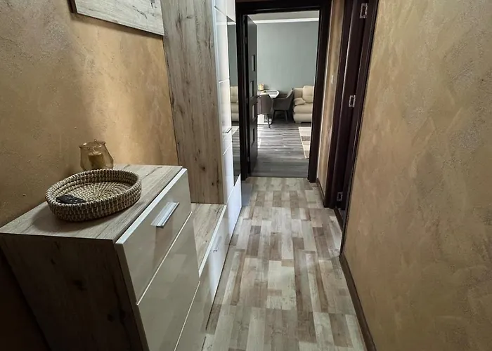 Апартамент Charming Seaside In